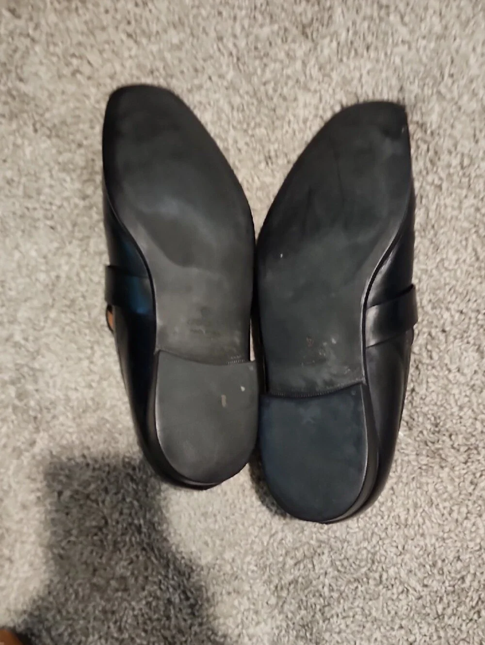 Gucci Black Leather Men’s Penny Loafers with Logo Accent